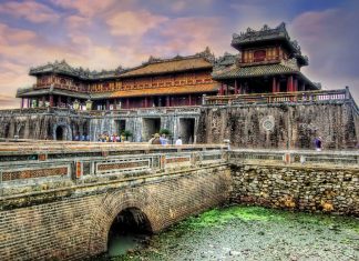 Le Centre du Vietnam – Le pays du patrimoine mondial Le centre du Vietnam 1