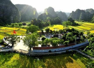 Pagode des Parfums / Comment visiter la pagode des Parfums ? Tam Coc Baie Halong terrestre 22