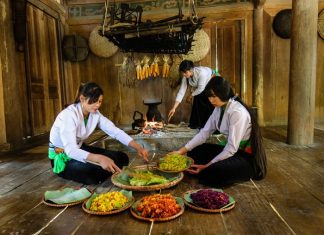 Dormir chez l’habitant au Nord du Vietnam / Nuits chez l’habitant au Vietnam riz gluant Vietnamien 1