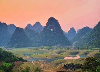 Oeil du Divin au Vietnam / L’Oeil de la Montagne à Cao Bang au Nord Oeil du Divin au Vietnam