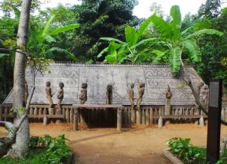 Découvrir le cimetière de l’ethnie Jarai (J’rai) dans les hauts plateaux du Vietnam – Un voyage au cœur des croyances et de l’art funéraire cimetière de l’ethnie Jarai 1