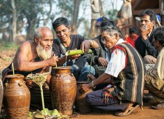 Vin de riz Ruou Can au Vietnam – Boisson traditionnelle et symbole de convivialité des hauts plateaux du Vietnam Vin de riz Ruou Can au Vietnam 1