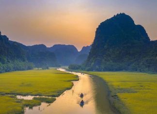 Circuit au Vietnam 15 jours entre montagnes, rizières, patrimoine et mer d’émeraude du Nord au Centre Circuit au Vietnam du Nord au Centre en 15 jours