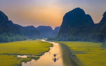 Circuit au Vietnam 15 jours entre montagnes, rizières, patrimoine et mer d’émeraude du Nord au Centre Circuit au Vietnam du Nord au Centre en 15 jours