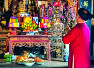 Le culte des ancêtres au Vietnam : entre mémoire, respect et spiritualité Le culte des ancêtres au Vietnam