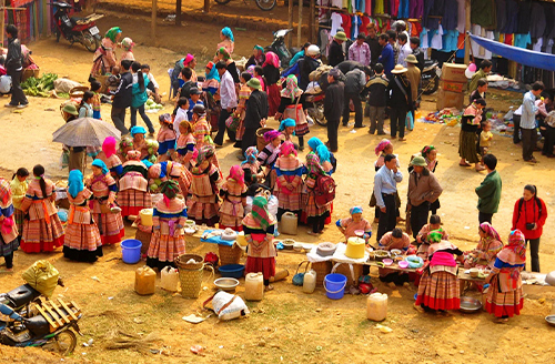 Marché de Can Cau – Marché ethnique dans le Nord du Vietnam