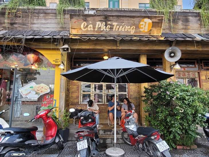 cafe oeuf