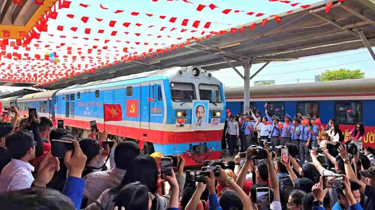 Circuit Vietnam 15 jours : train de nuit ou avion ?