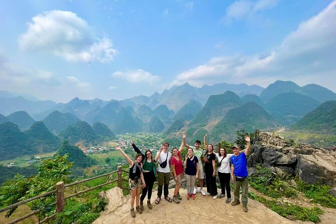 Voyage organisé ou Circuit sur-mesure au Vietnam : Quelle formule choisir pour une famille ?
